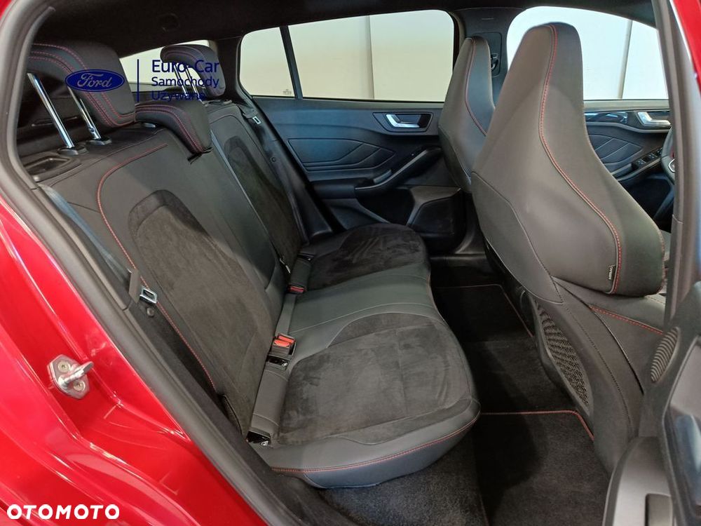 Ford Focus 2.3 EcoBoost ST - 32