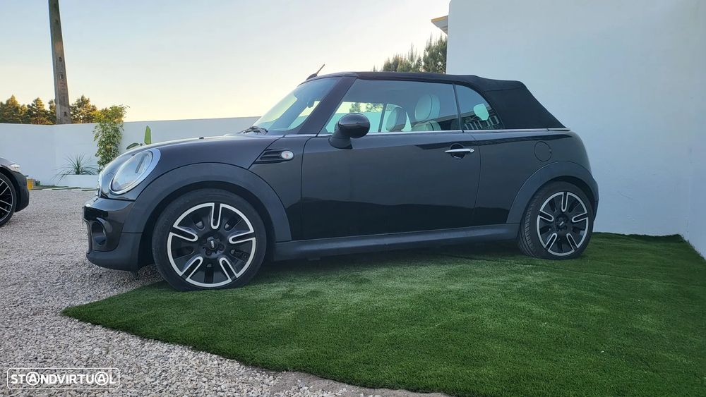MINI Cabrio Cooper D - 13
