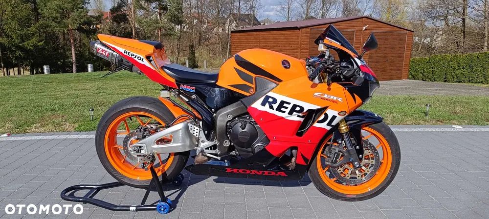 Honda CBR - 3