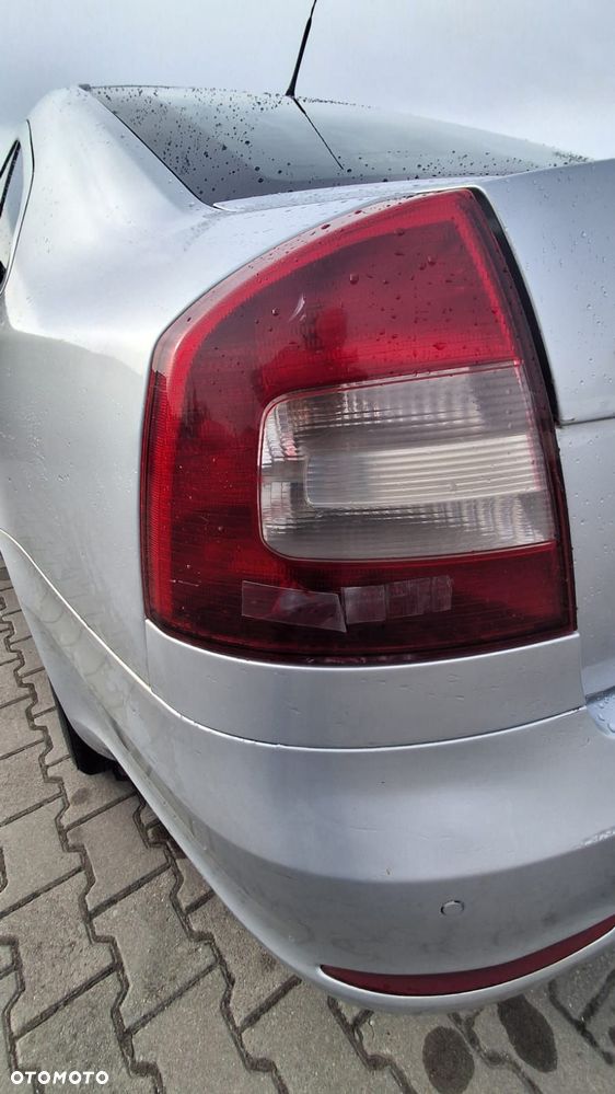 Skoda Octavia 1.8 TSI Ambiente - 9