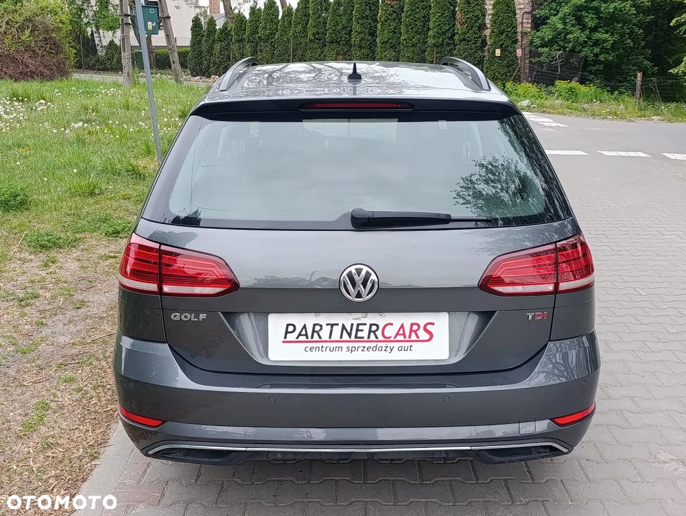 Volkswagen Golf 1.6 TDI SCR DSG Comfortline - 9
