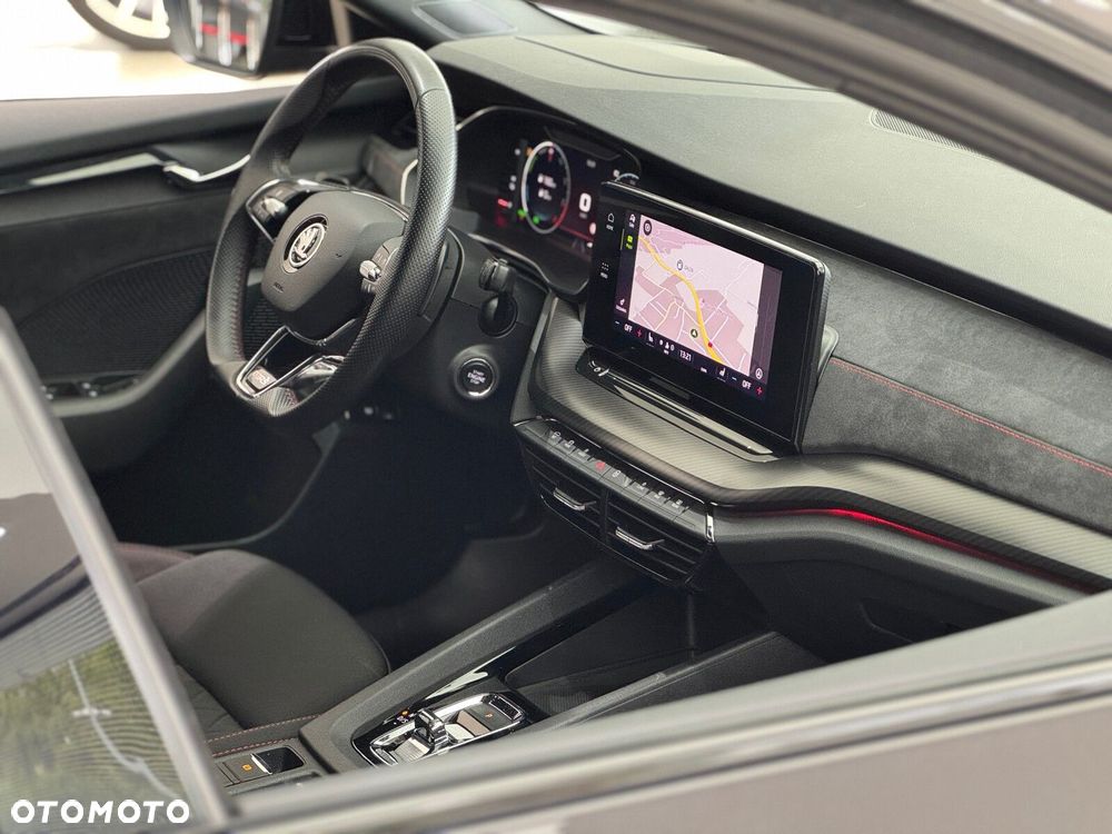 Skoda Octavia 1.4 TSI Plug-In Hybrid RS DSG - 38