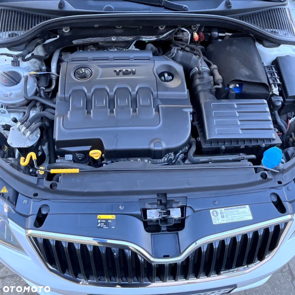 Skoda Octavia 2.0 TDI DSG RS - 29
