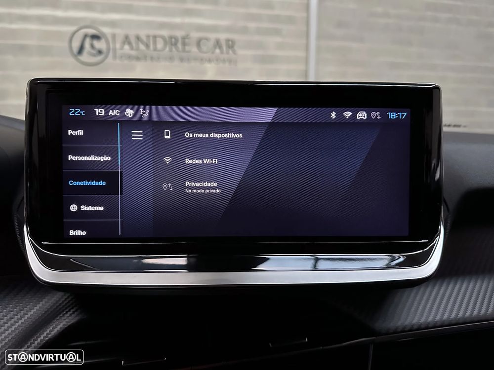 Peugeot 2008 1.2 PureTech Allure - 24