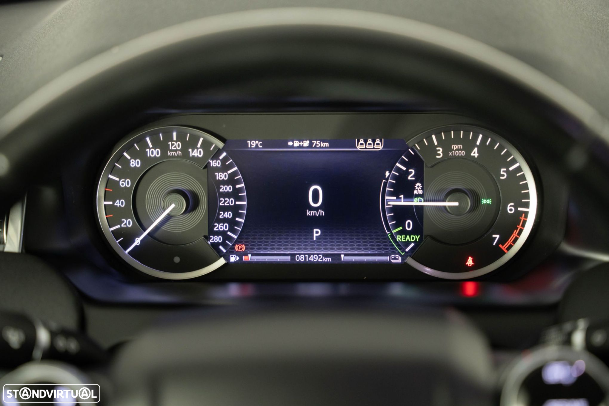 Land Rover Discovery Sport 1.5 I3 P300e AWD - 28