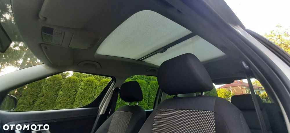 Skoda Roomster 1.6 16V Scout PLUS EDITION - 31