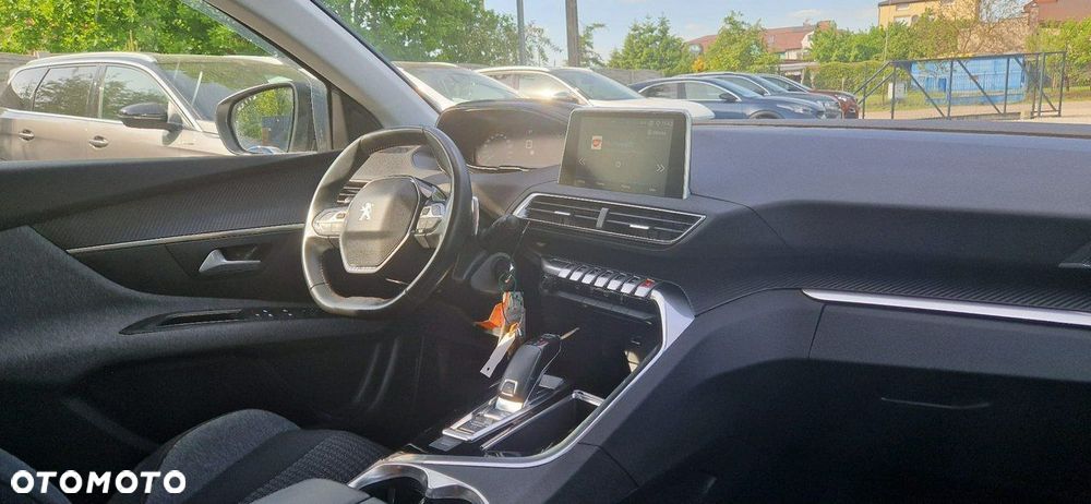 Peugeot 3008 - 22