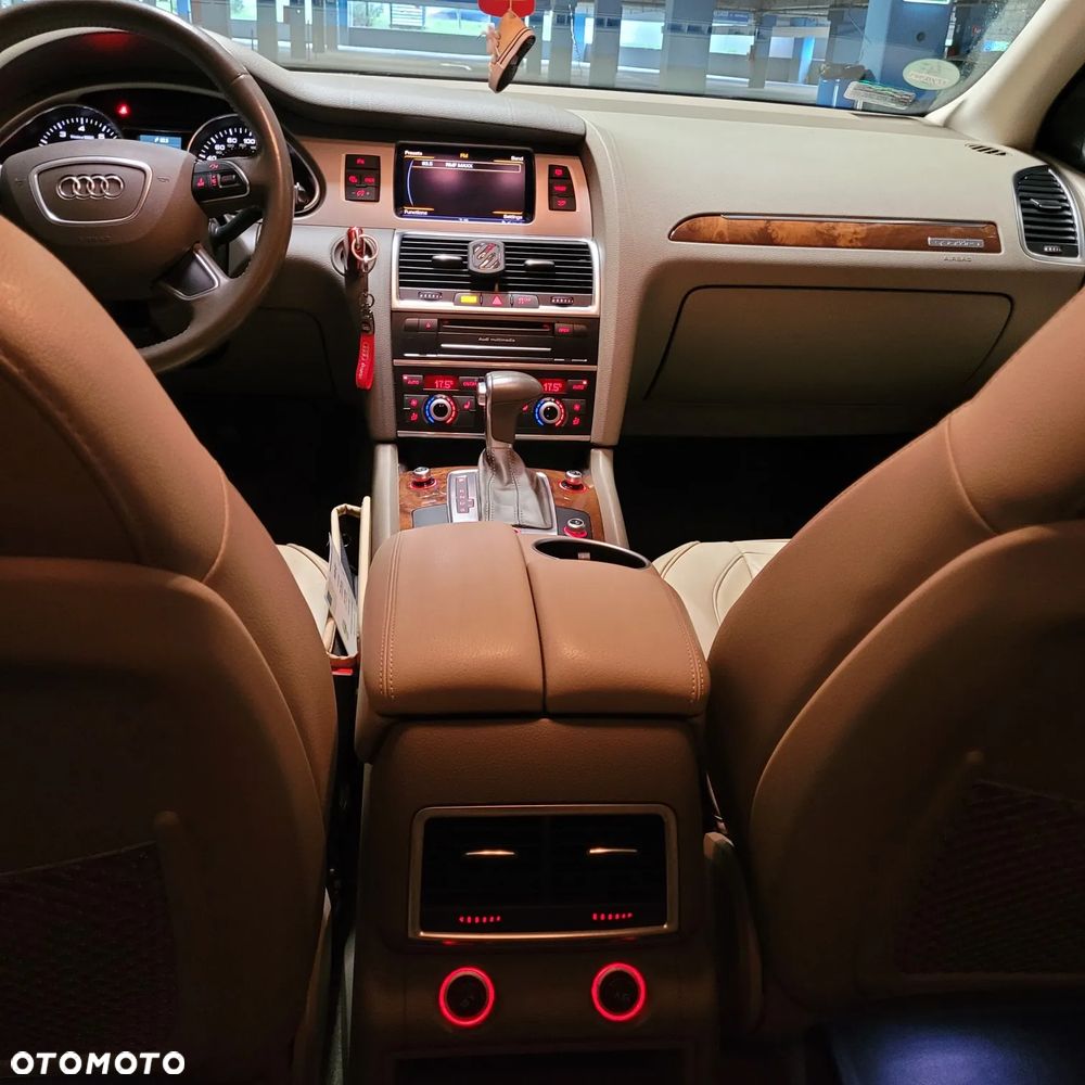 Audi Q7 3.0 TFSI Quattro Tiptronic - 11