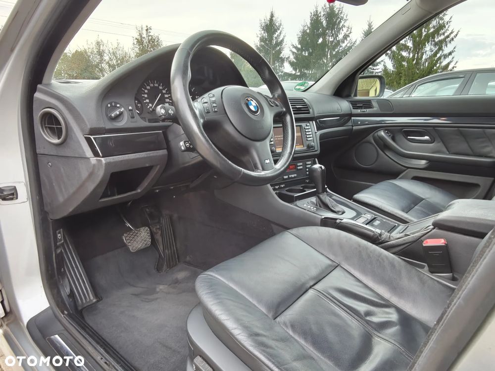 BMW Seria 5 - 29