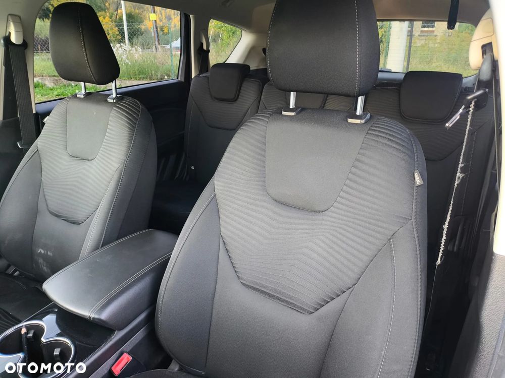 Ford S-Max - 10