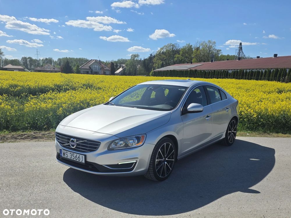 Volvo S60 - 3