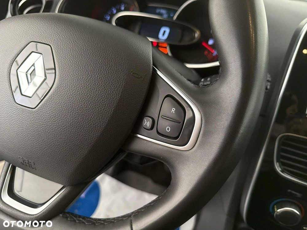 Renault Clio - 27