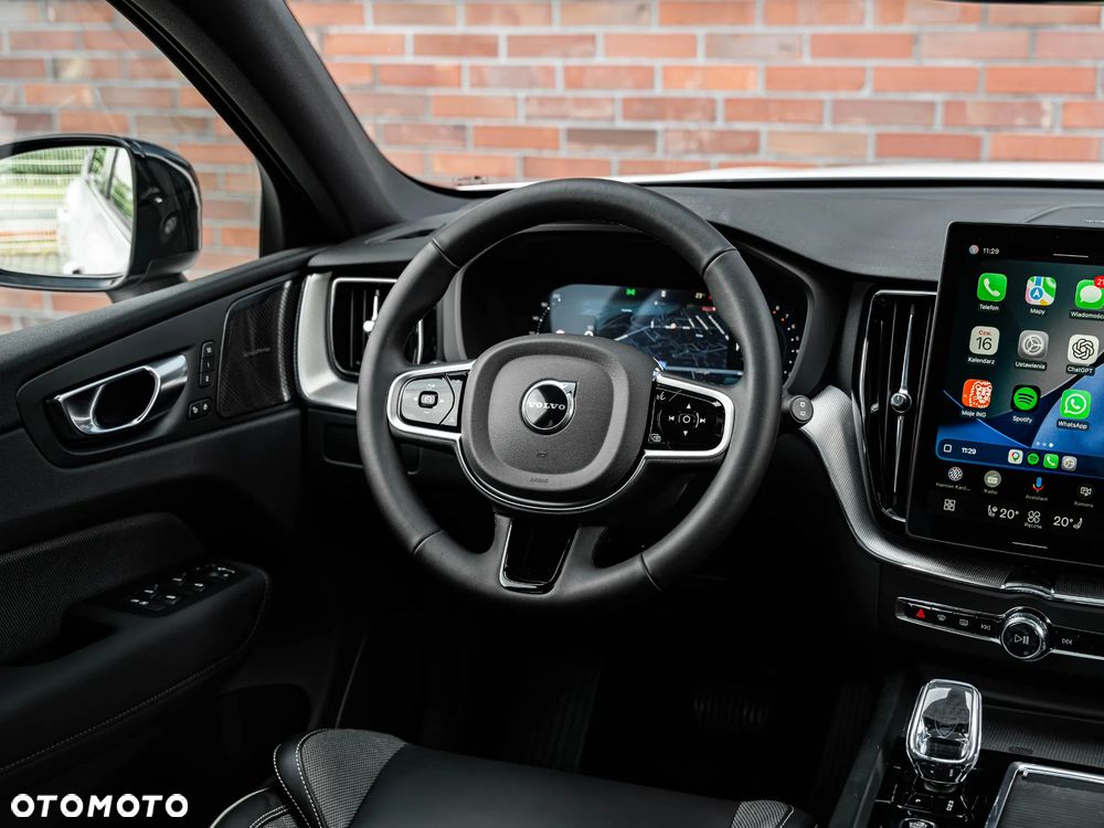 Volvo XC 60 B5 B AWD Plus Dark - 30