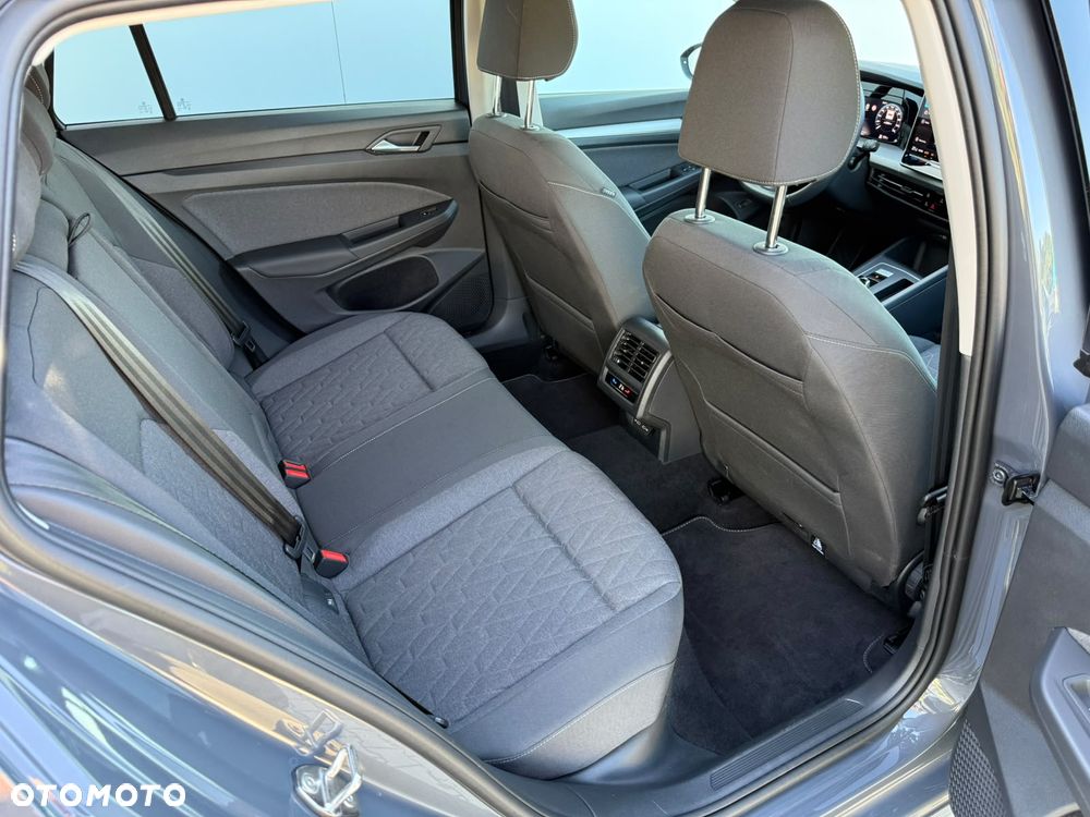 Volkswagen Golf Variant 1.5 eTSI mHEV Life DSG - 11