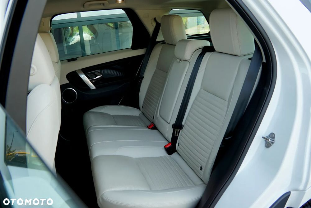 Land Rover Discovery Sport 2.0 D200 mHEV S - 22