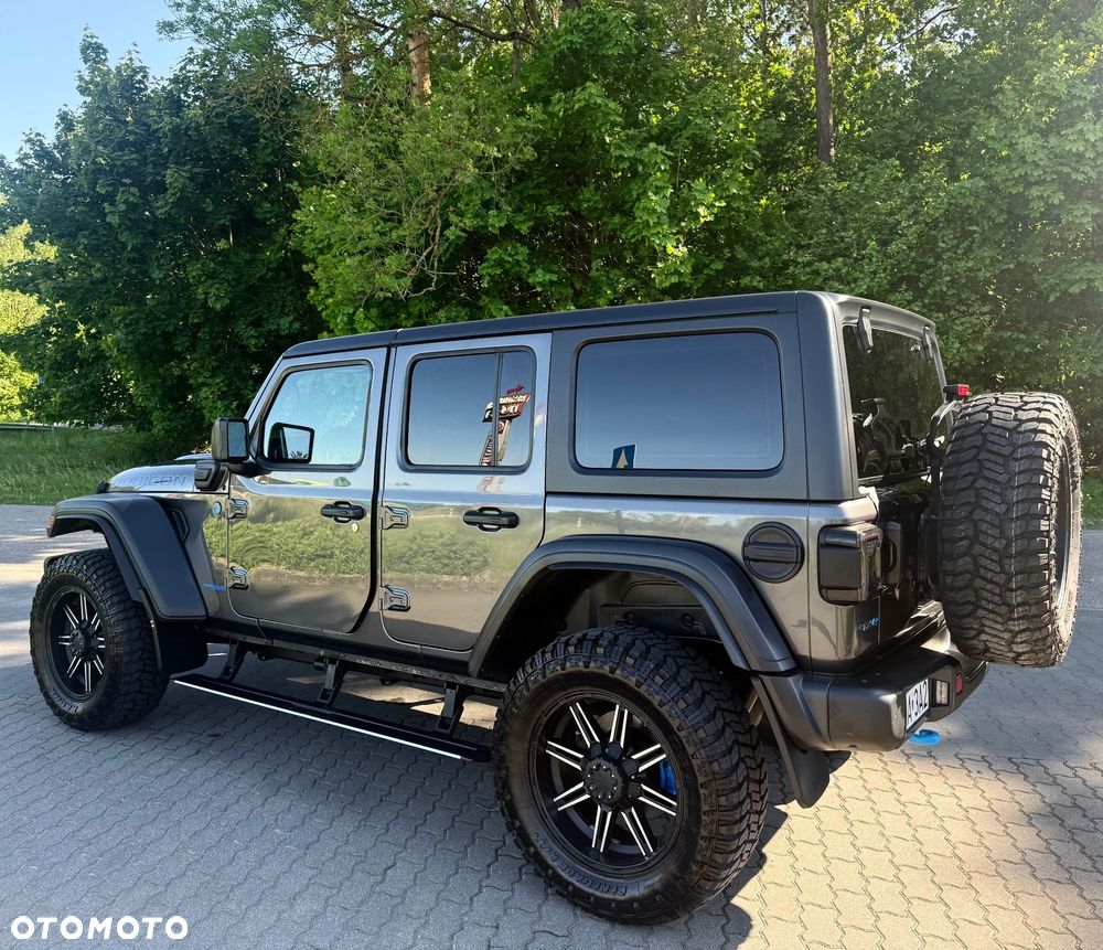 Jeep Wrangler - 13