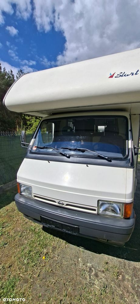 Nissan Trade - 2
