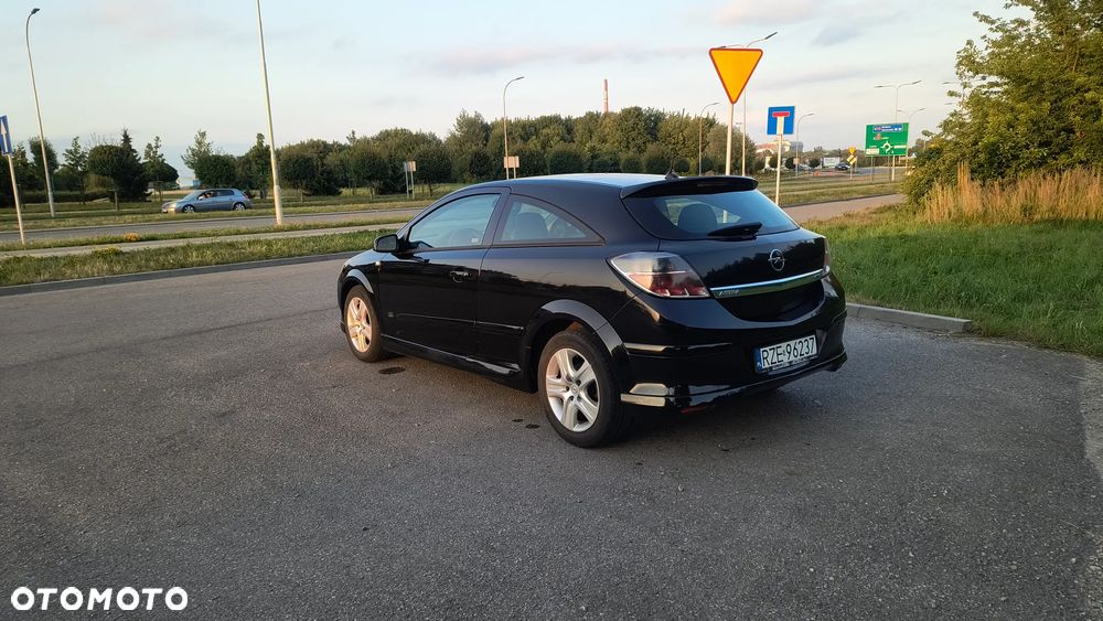 Opel Astra - 2