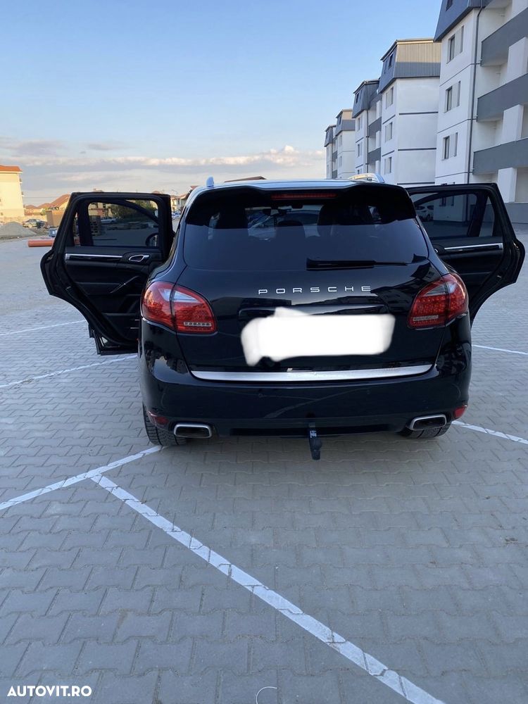 Porsche Cayenne - 3