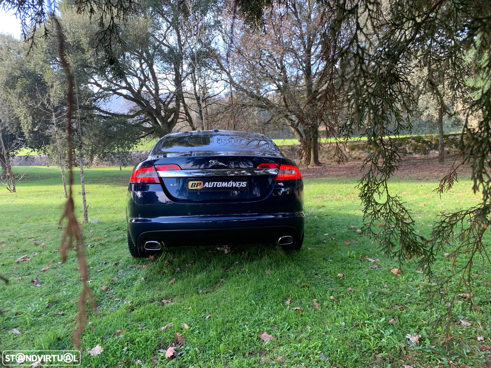 Jaguar XF 3.0 D V6 Premium Luxury - 3
