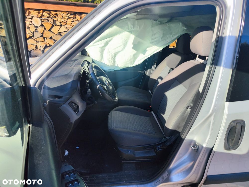 Fiat Doblo - 14
