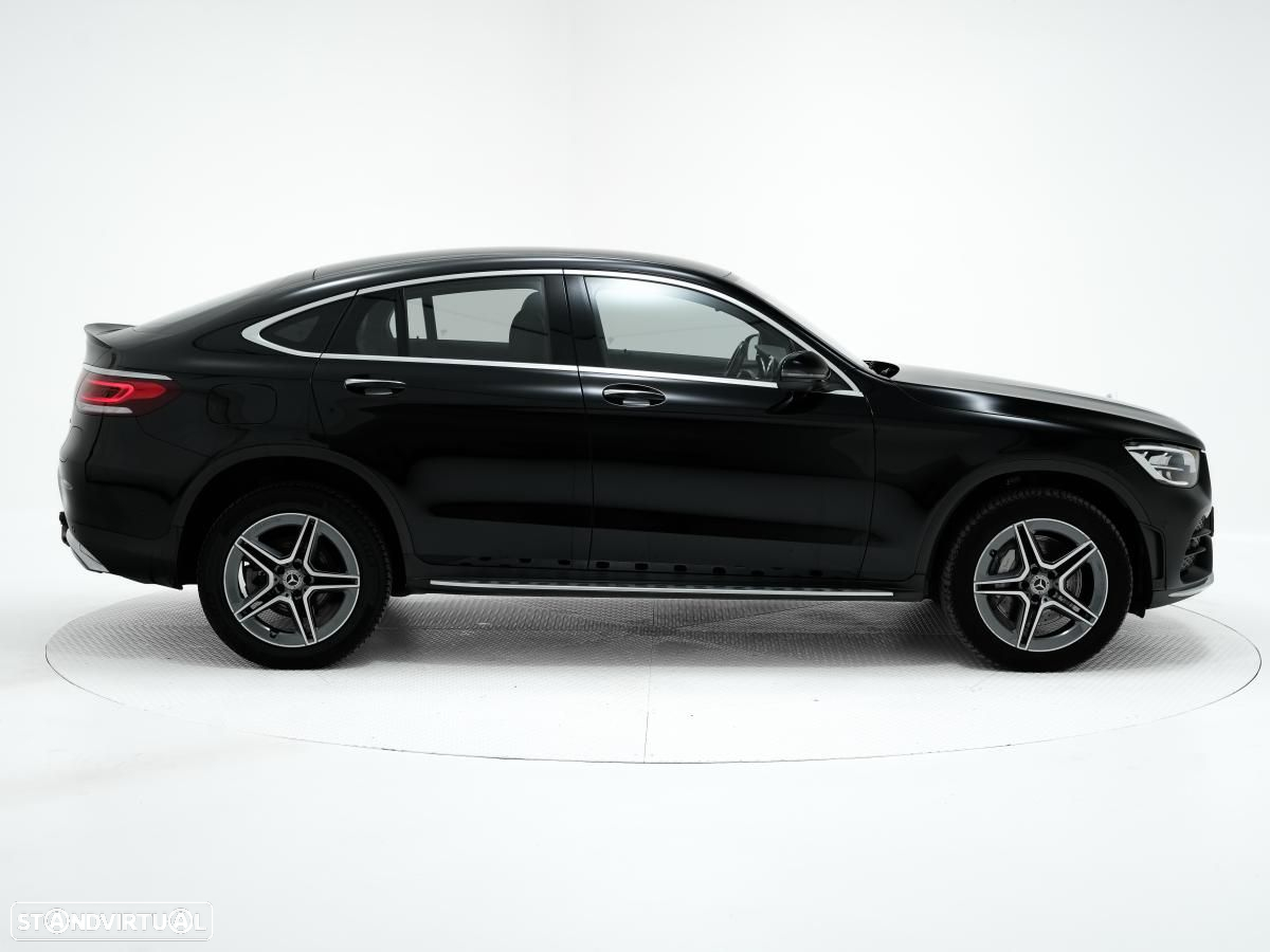 Mercedes-Benz GLC 300 Coupe de 4Matic 9G-TRONIC AMG Line - 2
