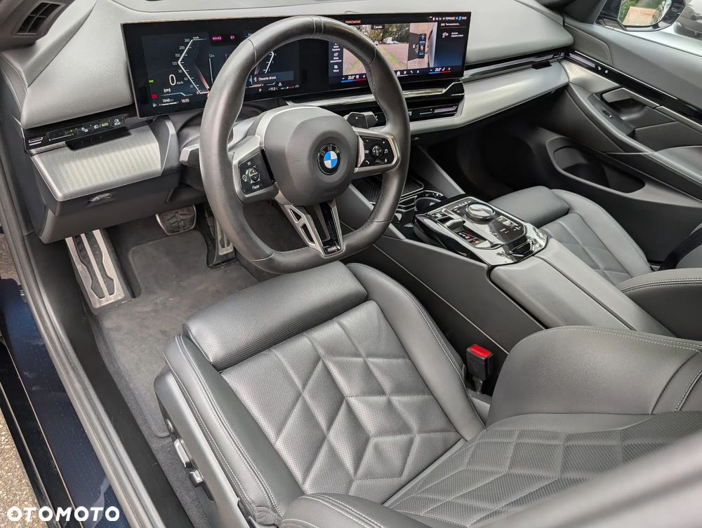 BMW Seria 5 520i - 11