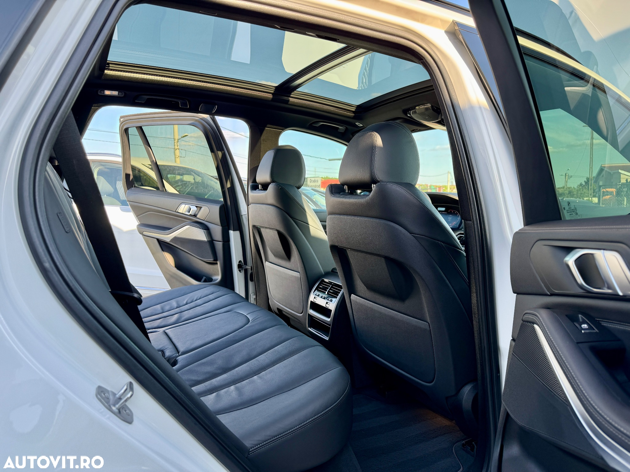 BMW X5 M M50d - 8