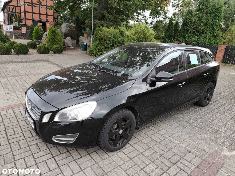 Volvo V60 D3 Kinetic - 1
