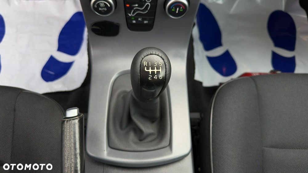 Volvo C30 - 30