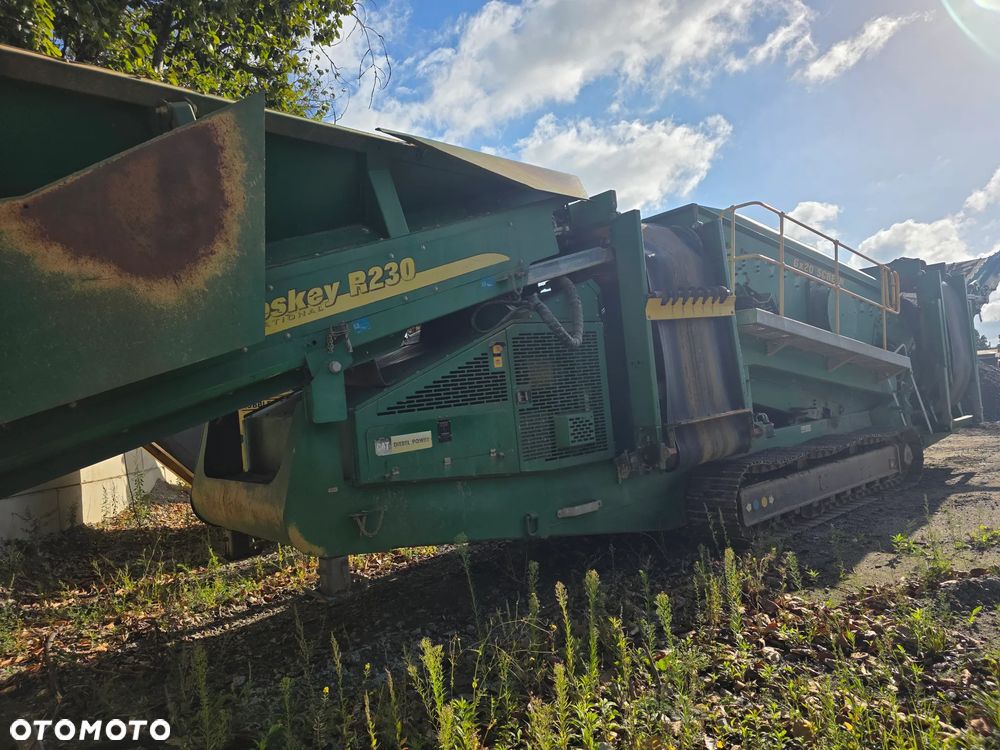 McCloskey R230 - 20