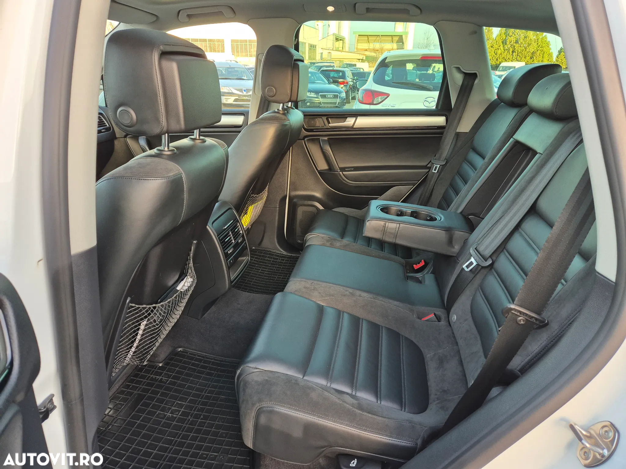 Volkswagen Touareg 3.0 V6 TDI 4Motion DPF Automatik - 25