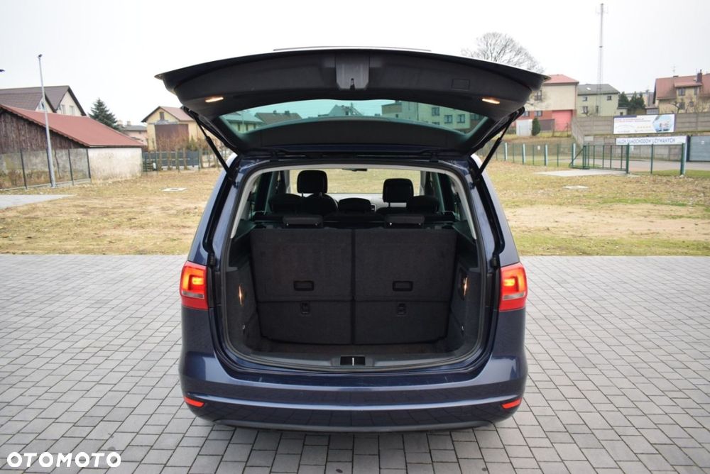 Volkswagen Sharan - 11