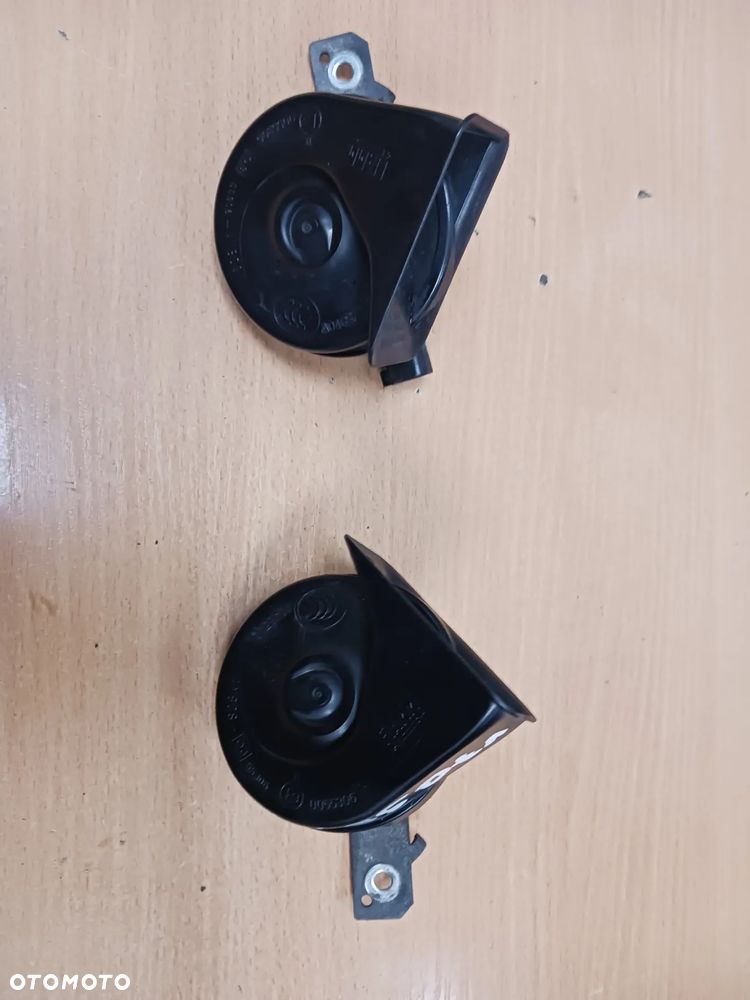 Klaksony komplet Volvo S80 II V70 III XC70 II lewy i prawy