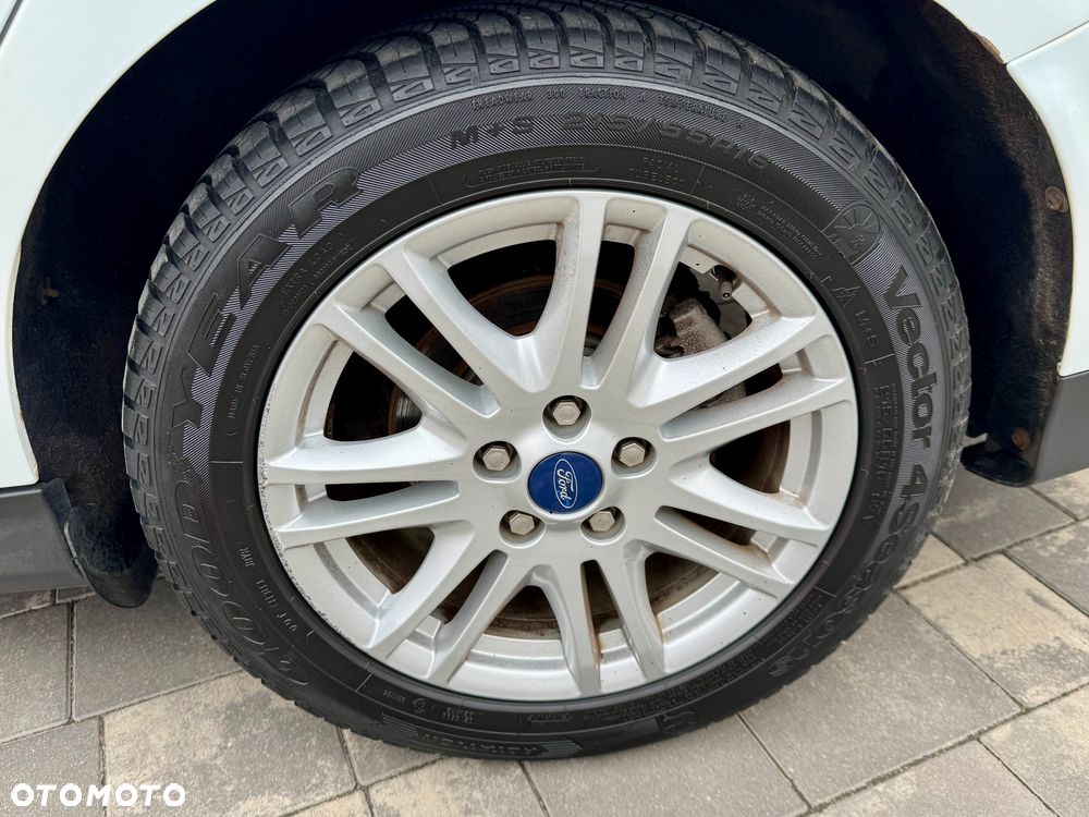 Ford Focus - 24