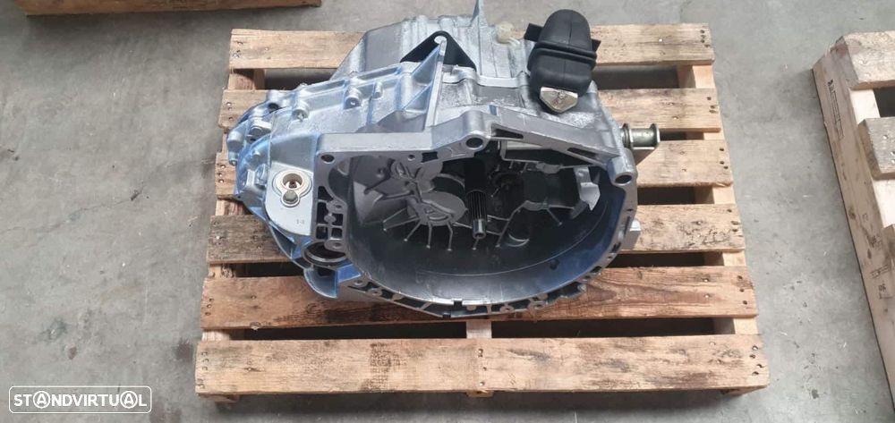 Caixa velocidades Renault Master reconstruida 2.8 - 1