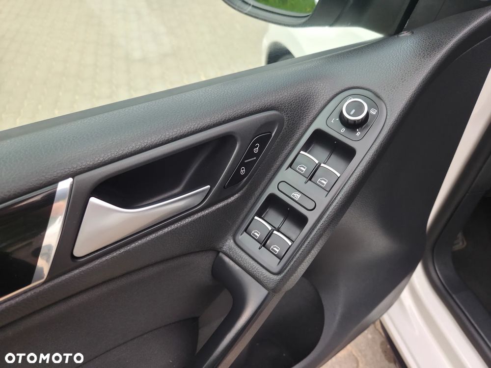 Volkswagen Golf 2.0 GTI DSG - 18