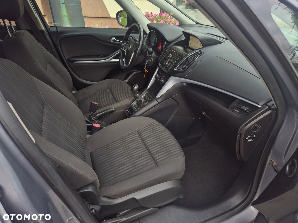 Opel Zafira - 31
