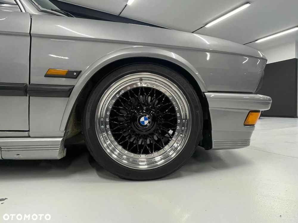 BMW Seria 5 M535 i - 22