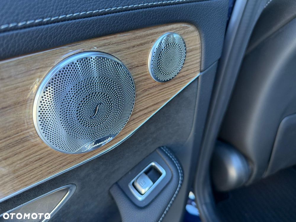 Mercedes-Benz Klasa C - 32