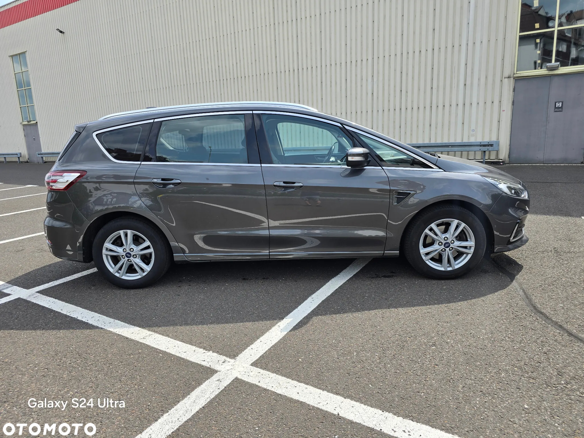 Ford S-Max 2.0 EcoBlue Titanium - 3