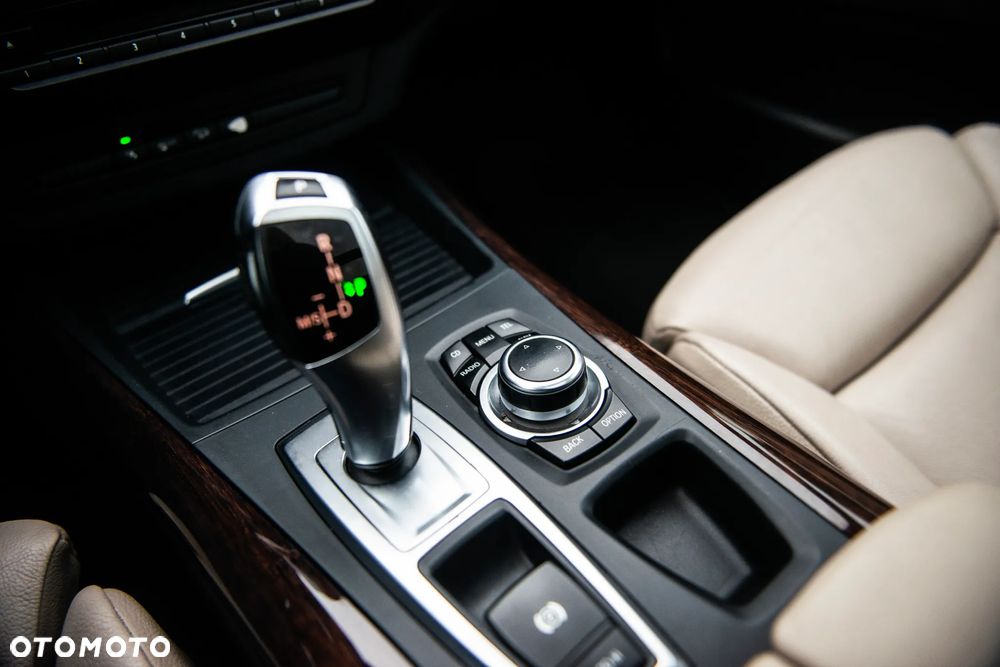 BMW X5 xDrive30d - 38