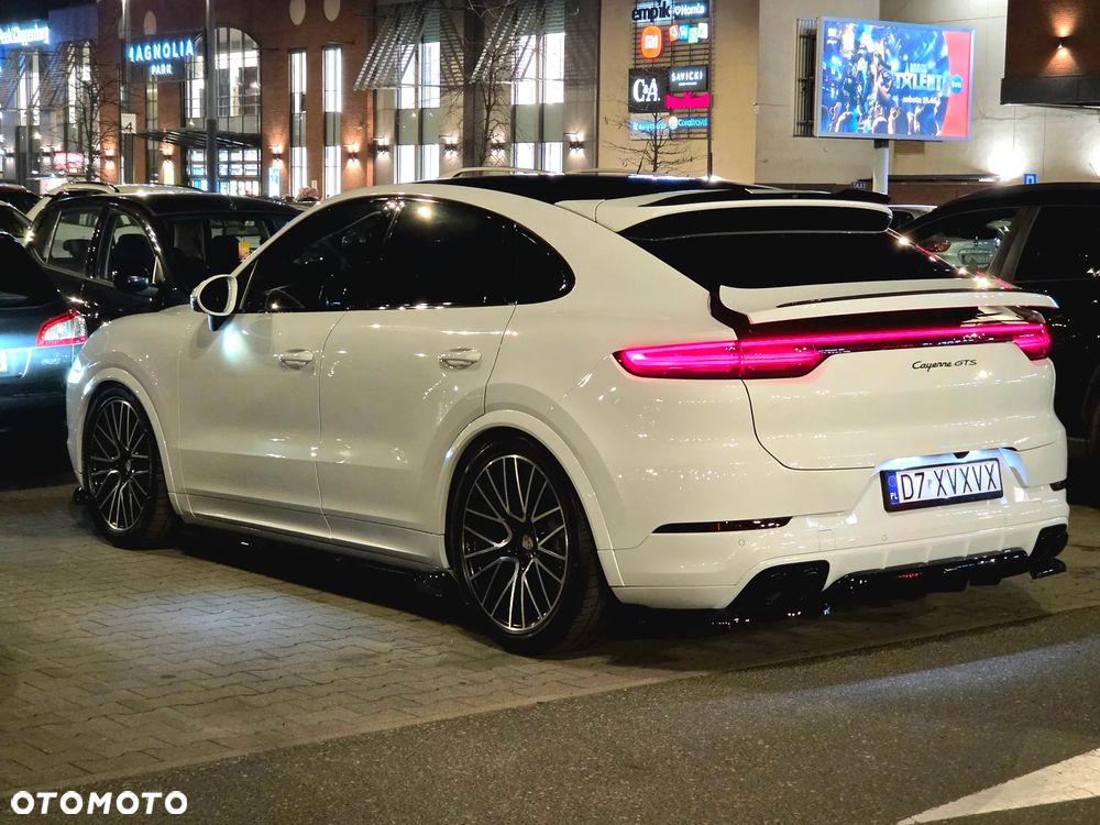 Porsche Cayenne - 15
