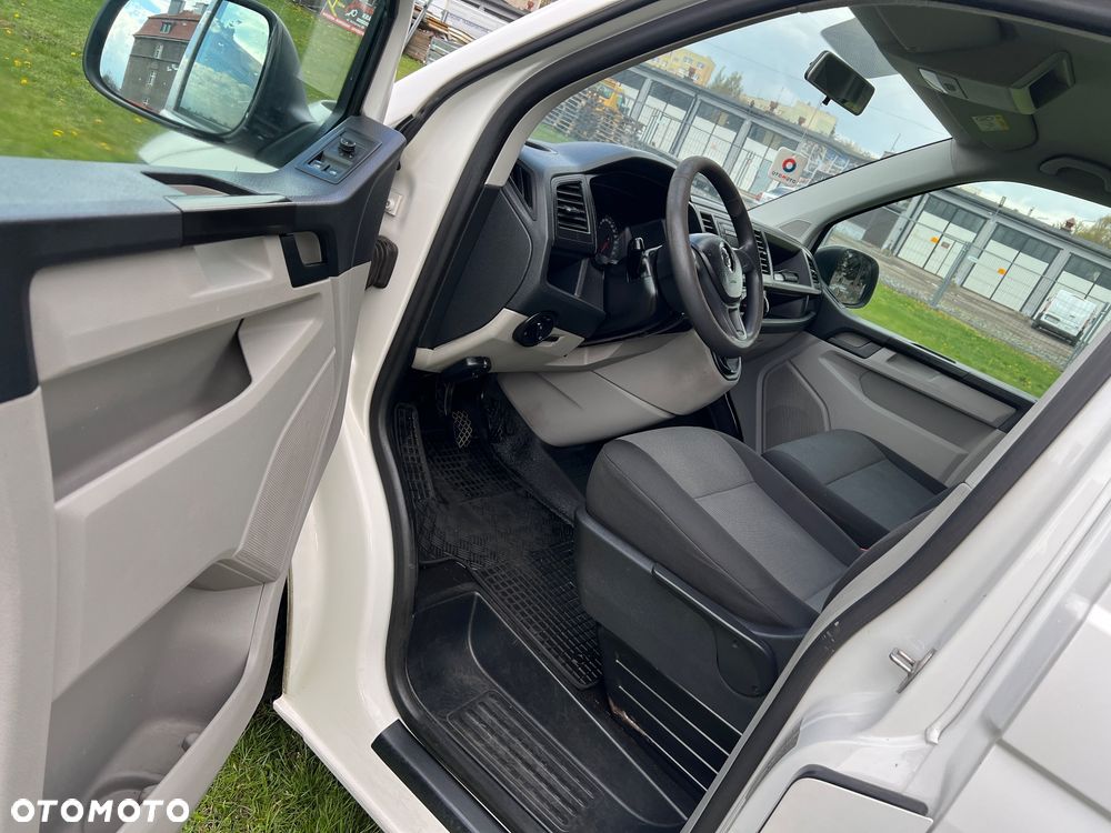 Volkswagen Transporter L2H1 Plus Trendline - 12
