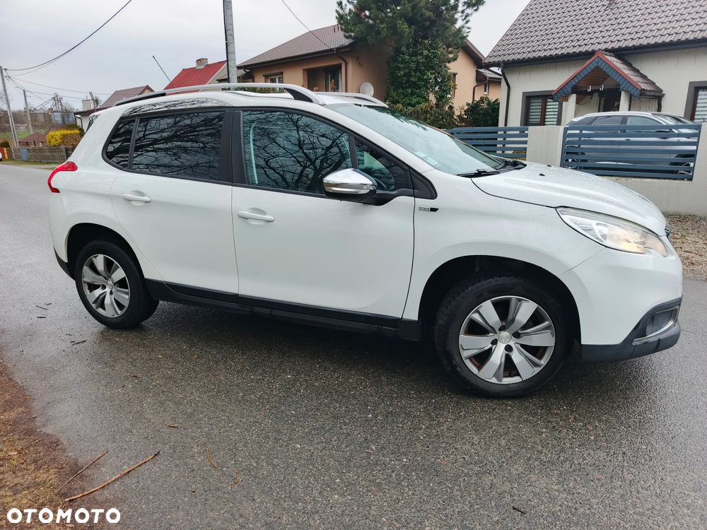Peugeot 2008 PureTech 82 Style - 6