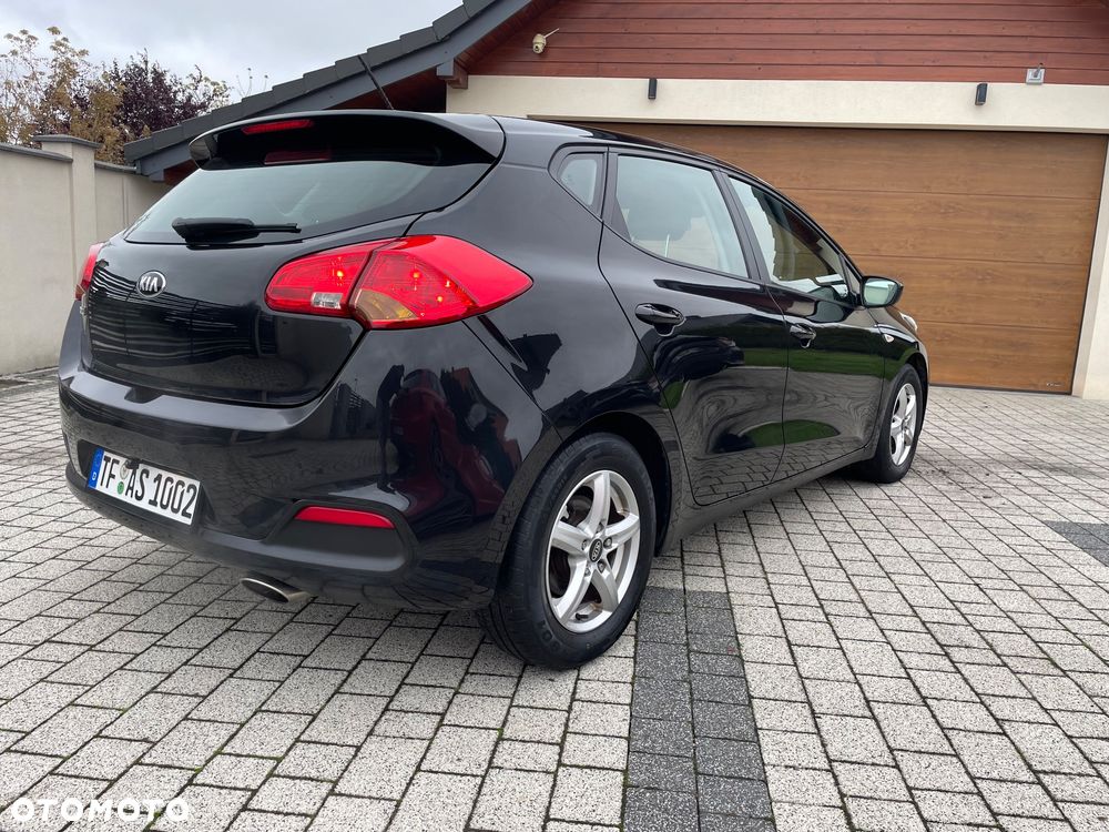 Kia Ceed 1.4 CVVT Dream Team Edition - 5