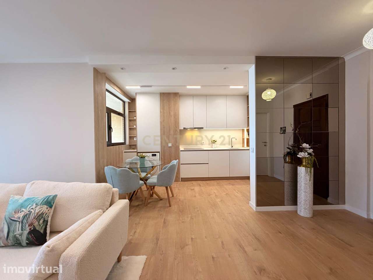 Apartamento T1 Renovado, Mobilado e Equipado – Póvoa de Varzim, Porto - Grande imagem: 2/21