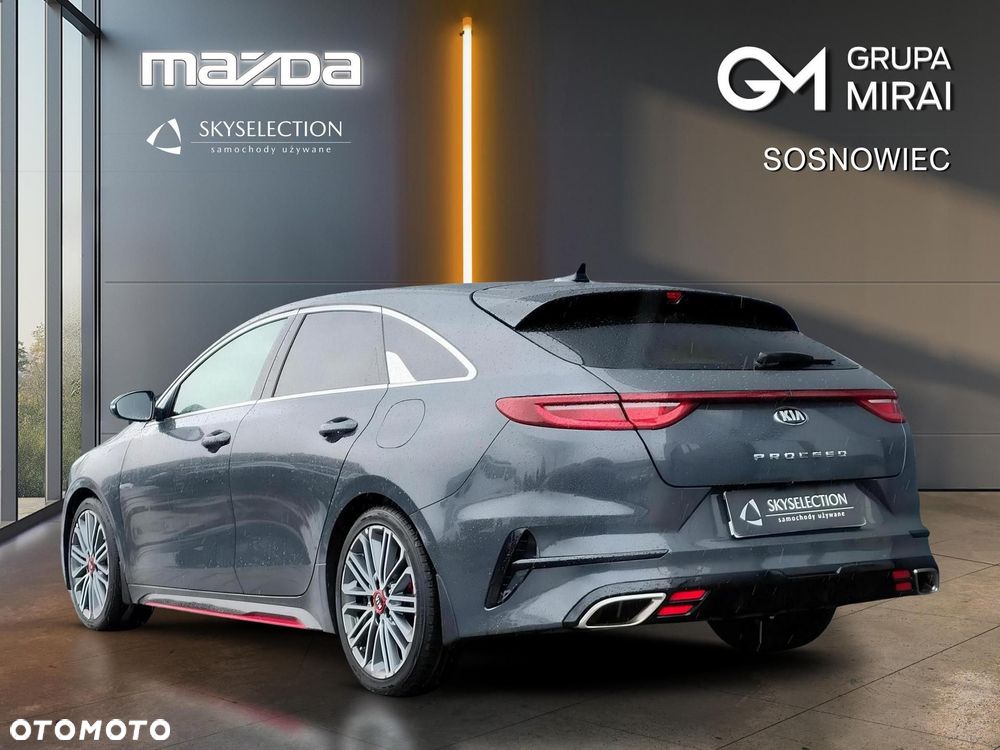 Kia ProCeed - 4