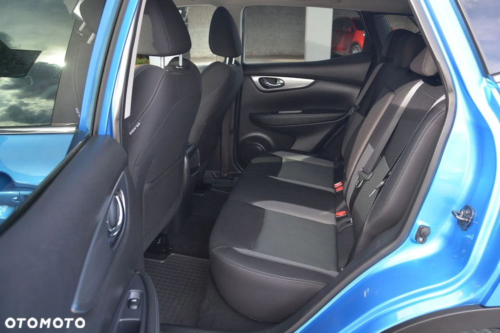 Nissan Qashqai 1.3 DIG-T N-Connecta DCT - 11
