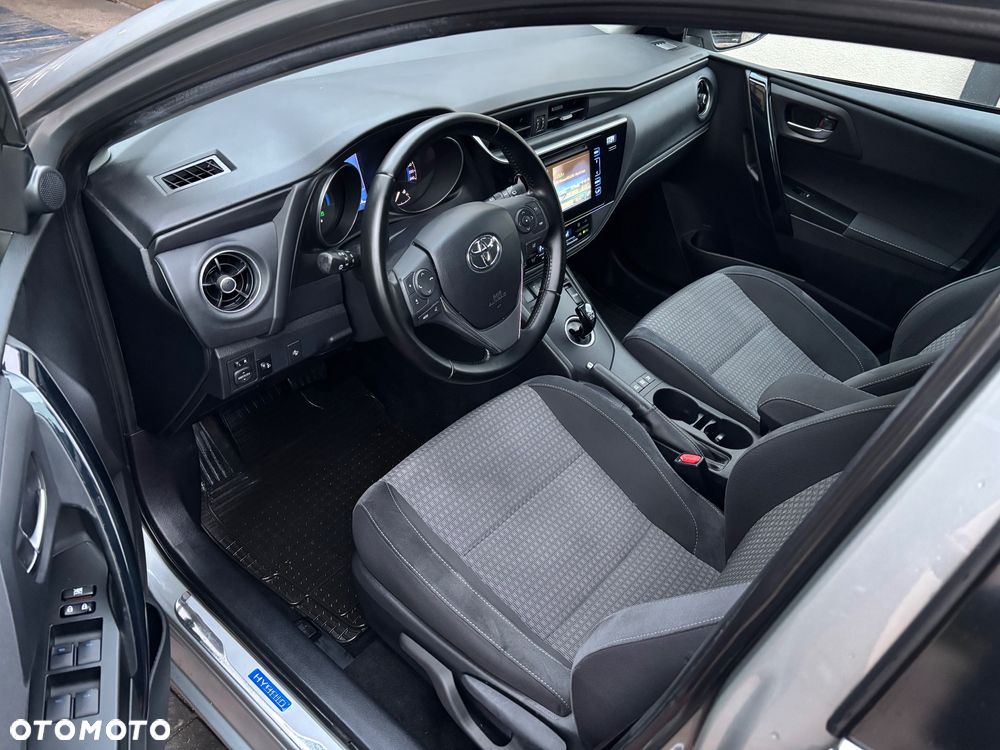 Toyota Auris Hybrid 135 Selection - 10